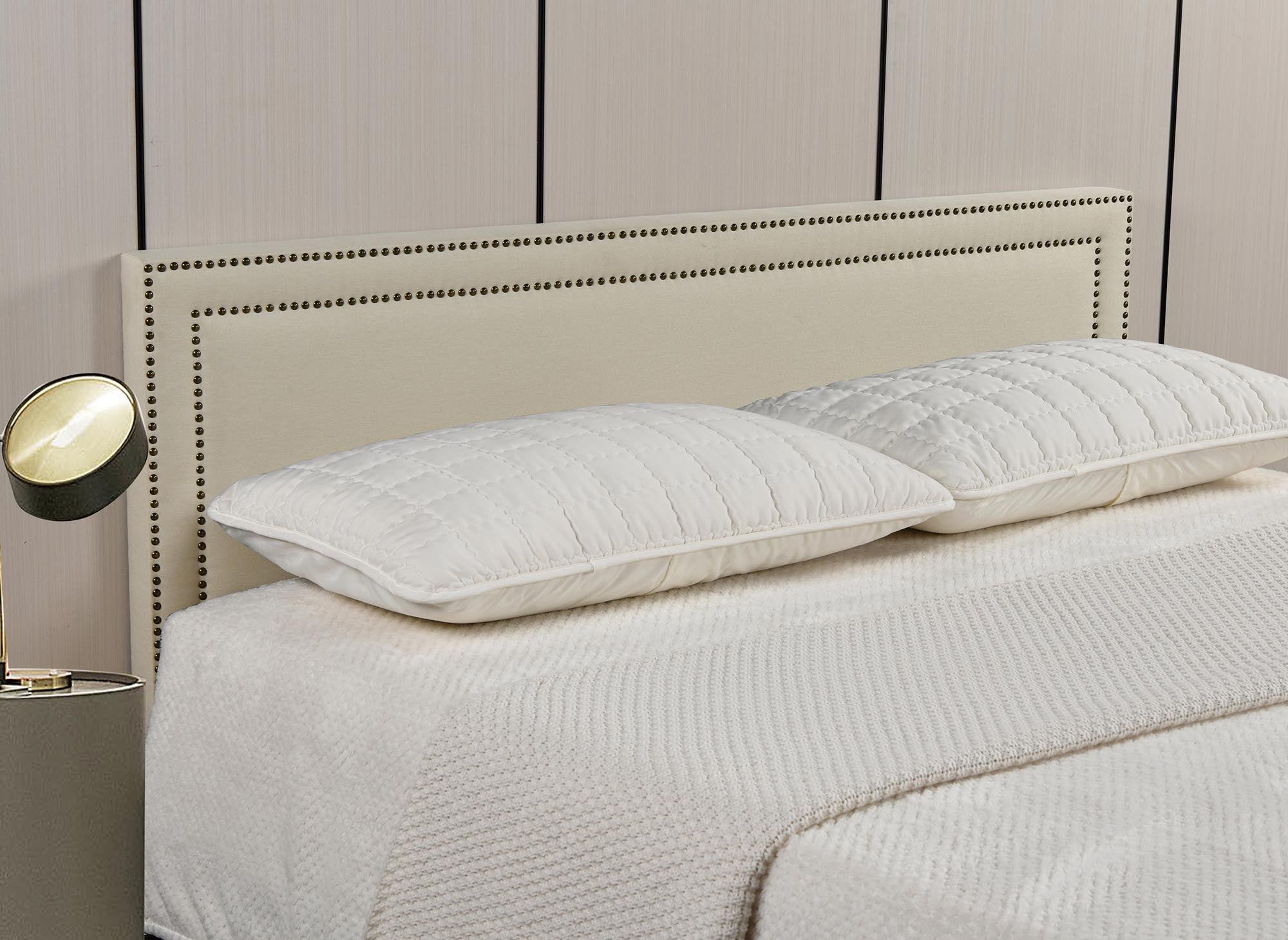 Tête de lit cloutée en tissu lin beige 180 cm LYVE