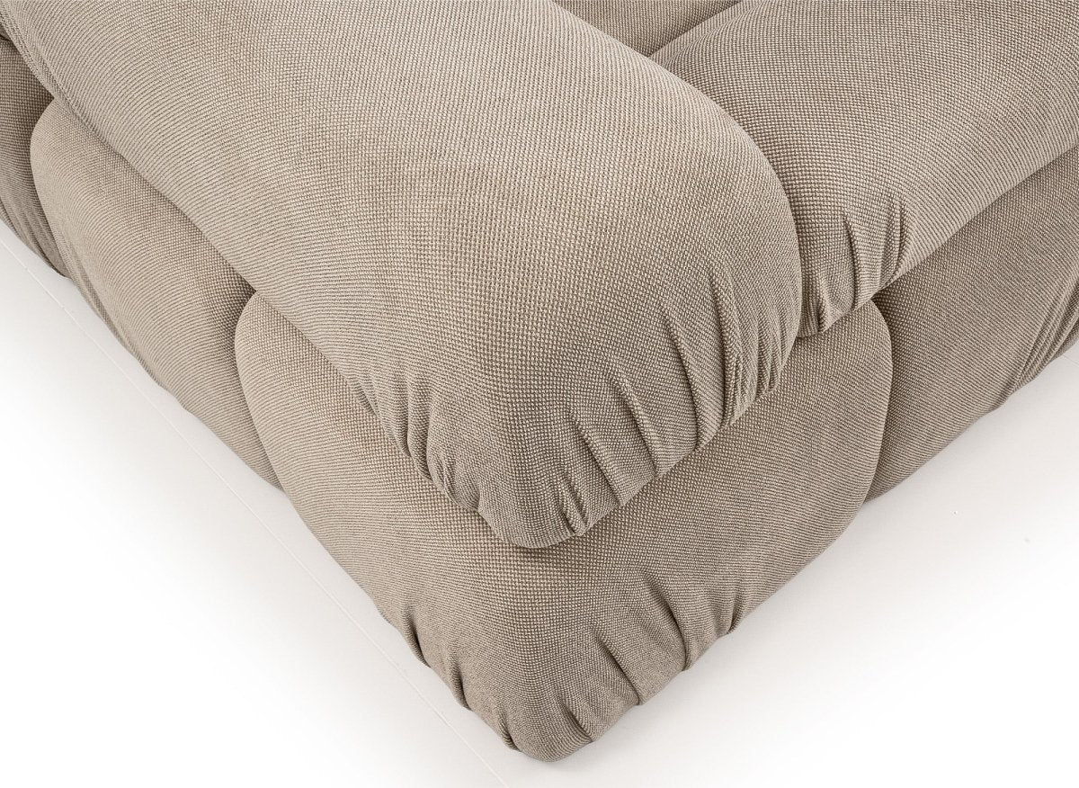 Canapé droit 3 places + pouf en velours texturé taupe SABRINA - DécoInParis