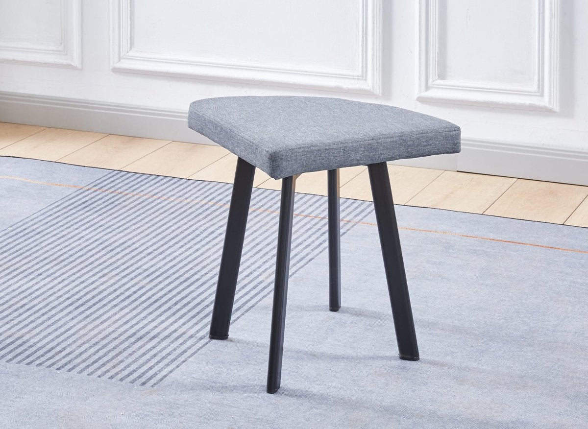 Ensemble table à manger en bois noir avec 4 tabourets gris IRINA - DécoInParis