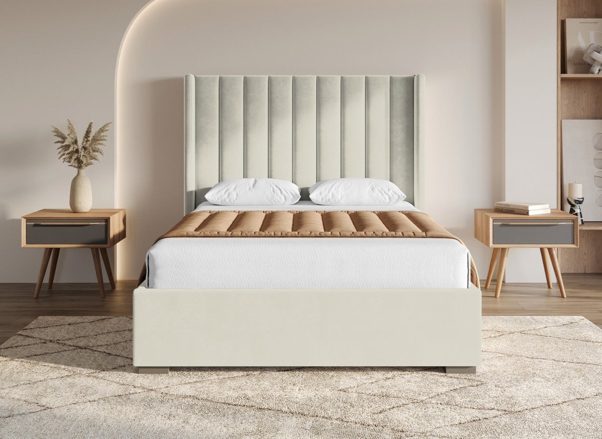 Lit coffre en velours beige 140x190 cm ALENA - DécoInParis