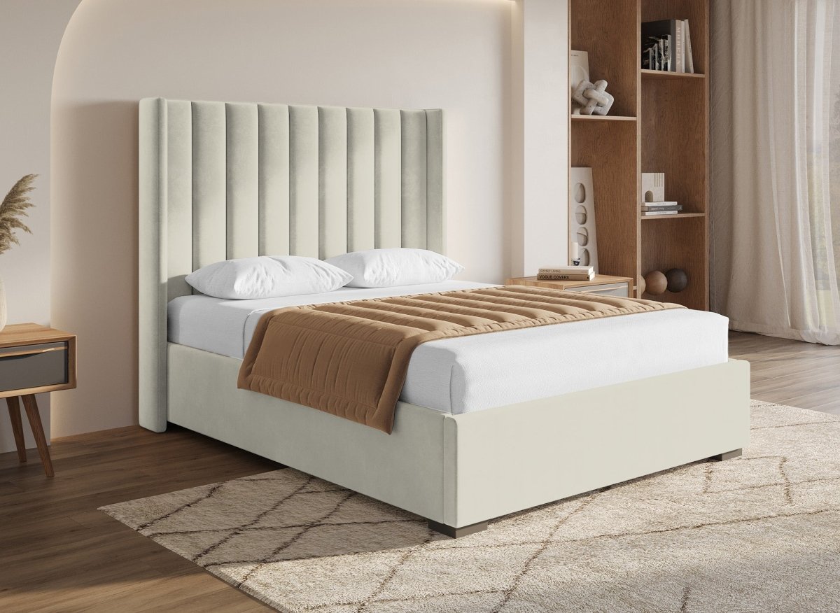 Lit coffre en velours beige 140x190 cm ALENA - DécoInParis