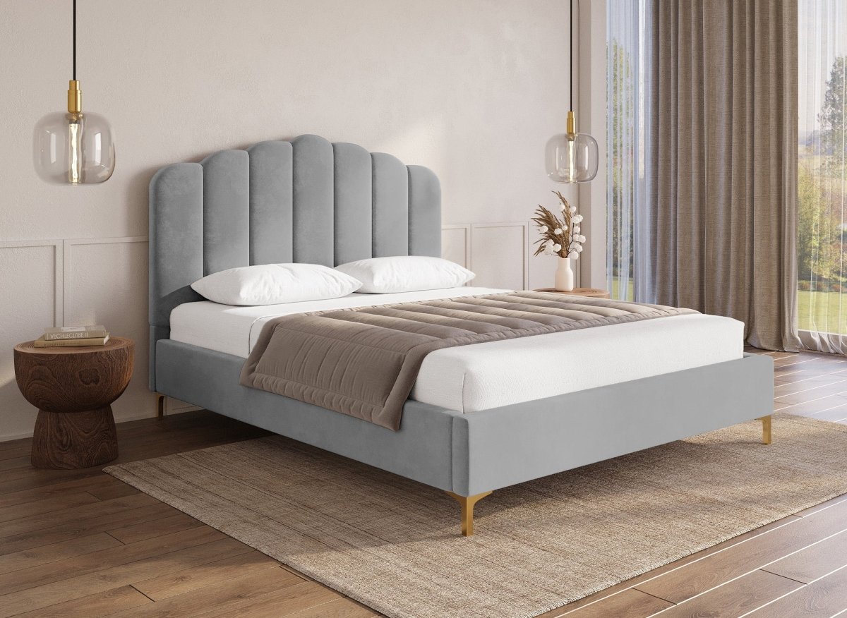 Lit double en velours gris 180x200 cm MARION - DécoInParis