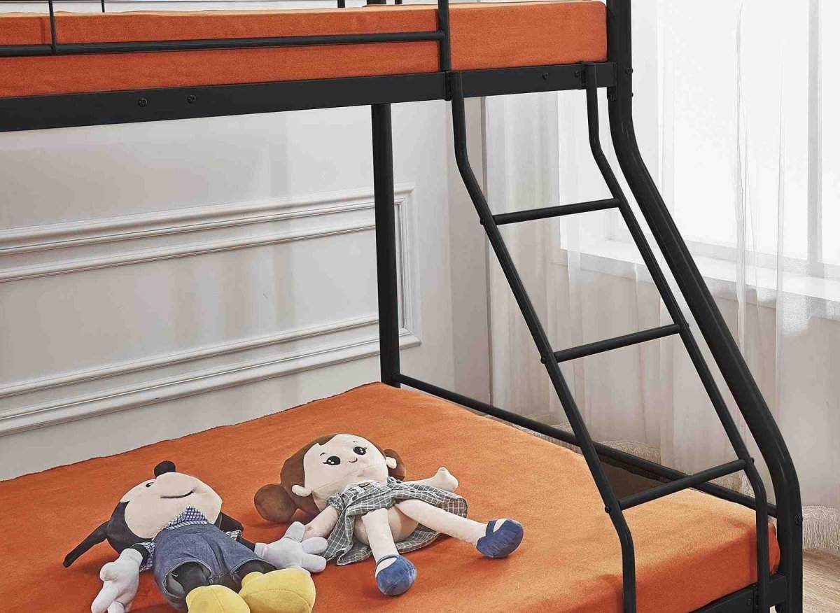 Lit superposé 3 places en métal noir 90 x 190 cm et 140 x 190 cm TRINITY - DécoInParis