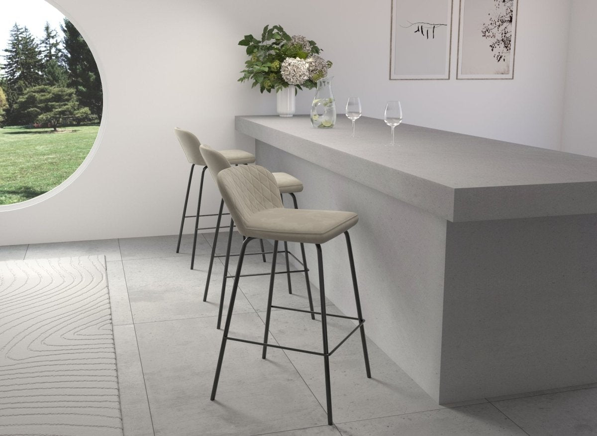 Lot de 2 tabourets de bar design en velours beige BOSCO - DécoInParis