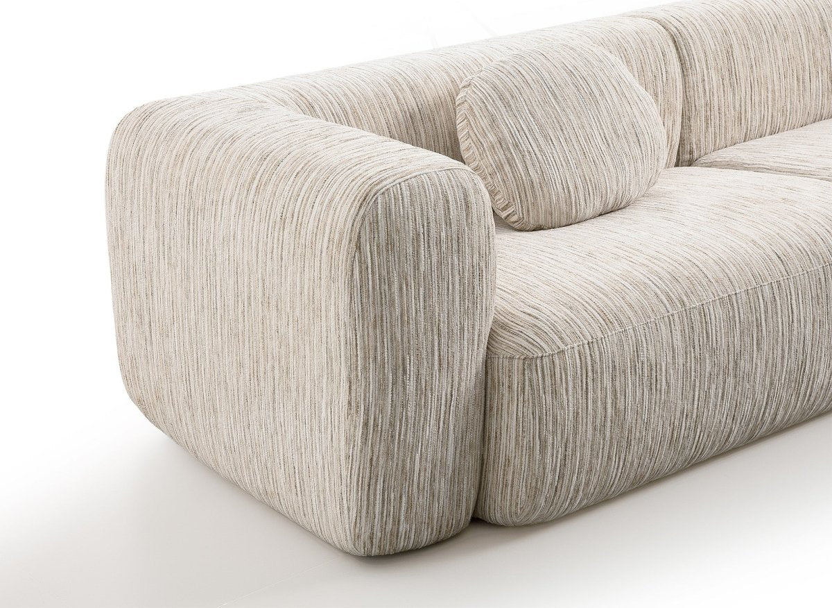 Canapé droit 3 places en velours texturé beige SAMANTHA - DécoInParis