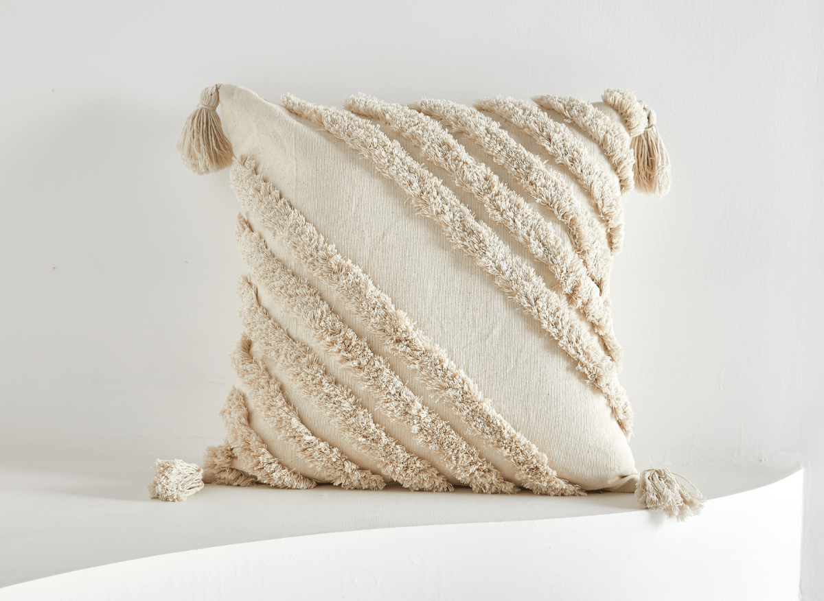 Coussin beige à tissu texturé 45x45 cm NEVADA - DécoInParis