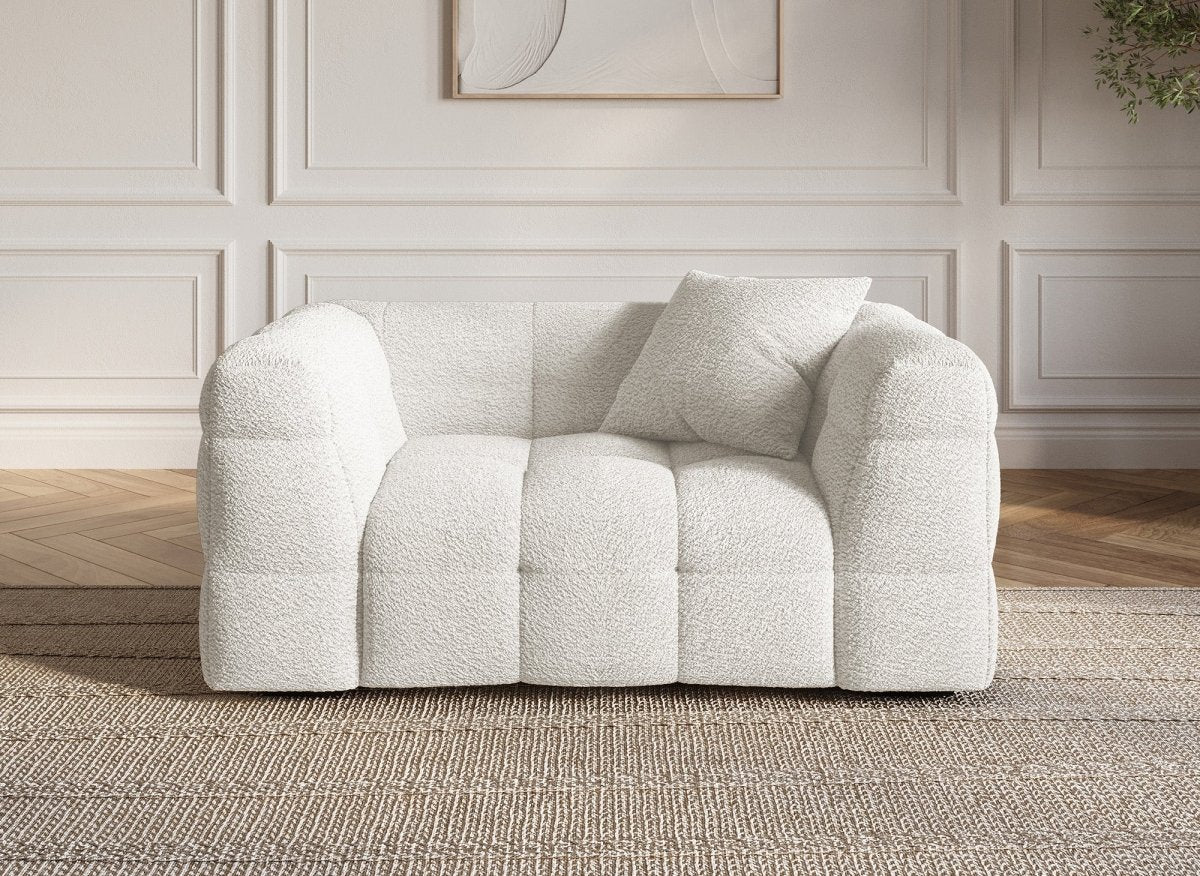 Fauteuil effet peau de mouton blanc écru BELLA - DécoInParis