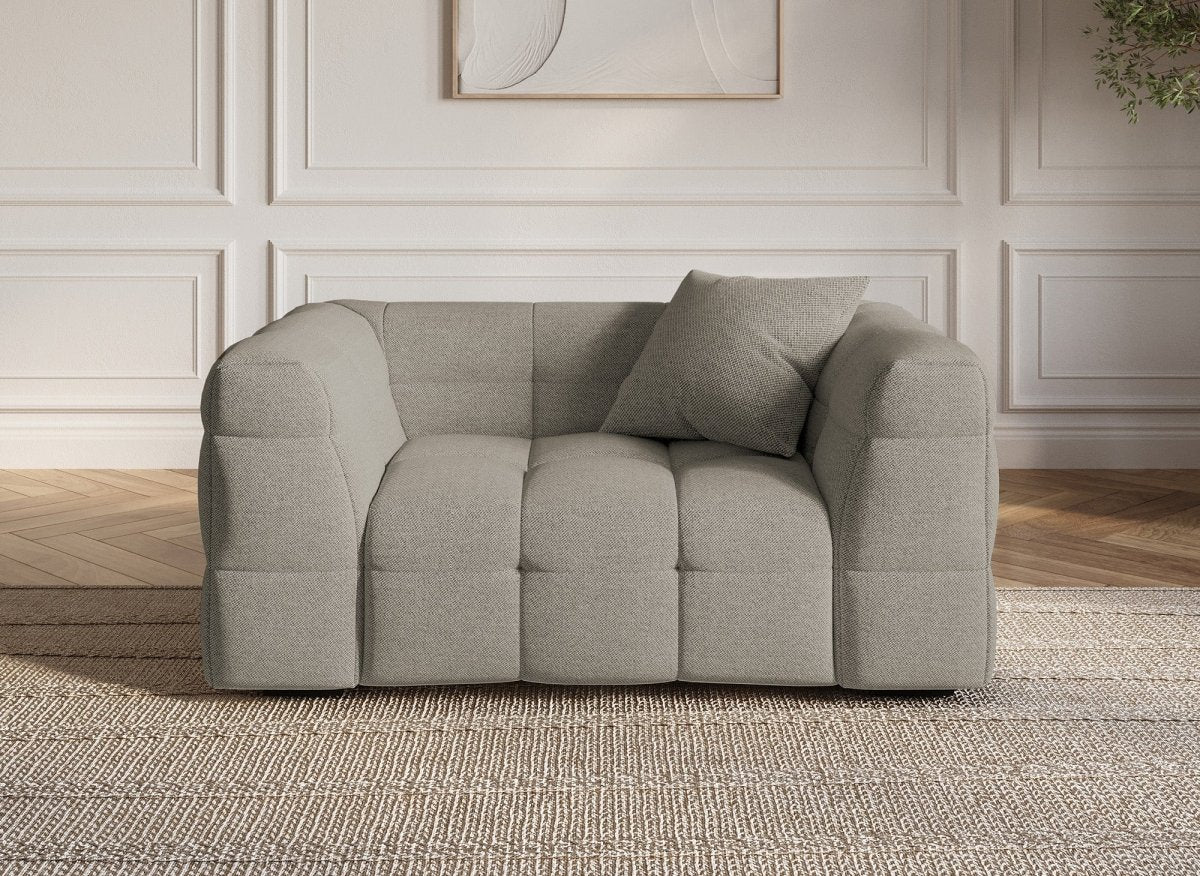 Fauteuil en tissu taupe BELLA - DécoInParis