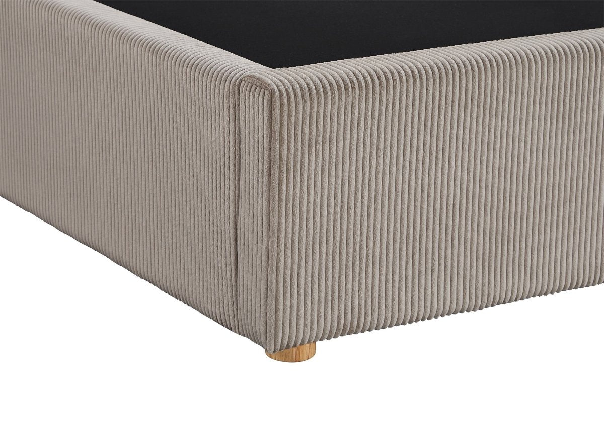 Lit coffre en velours côtelé taupe 160x200 cm ZELIA - DécoInParis