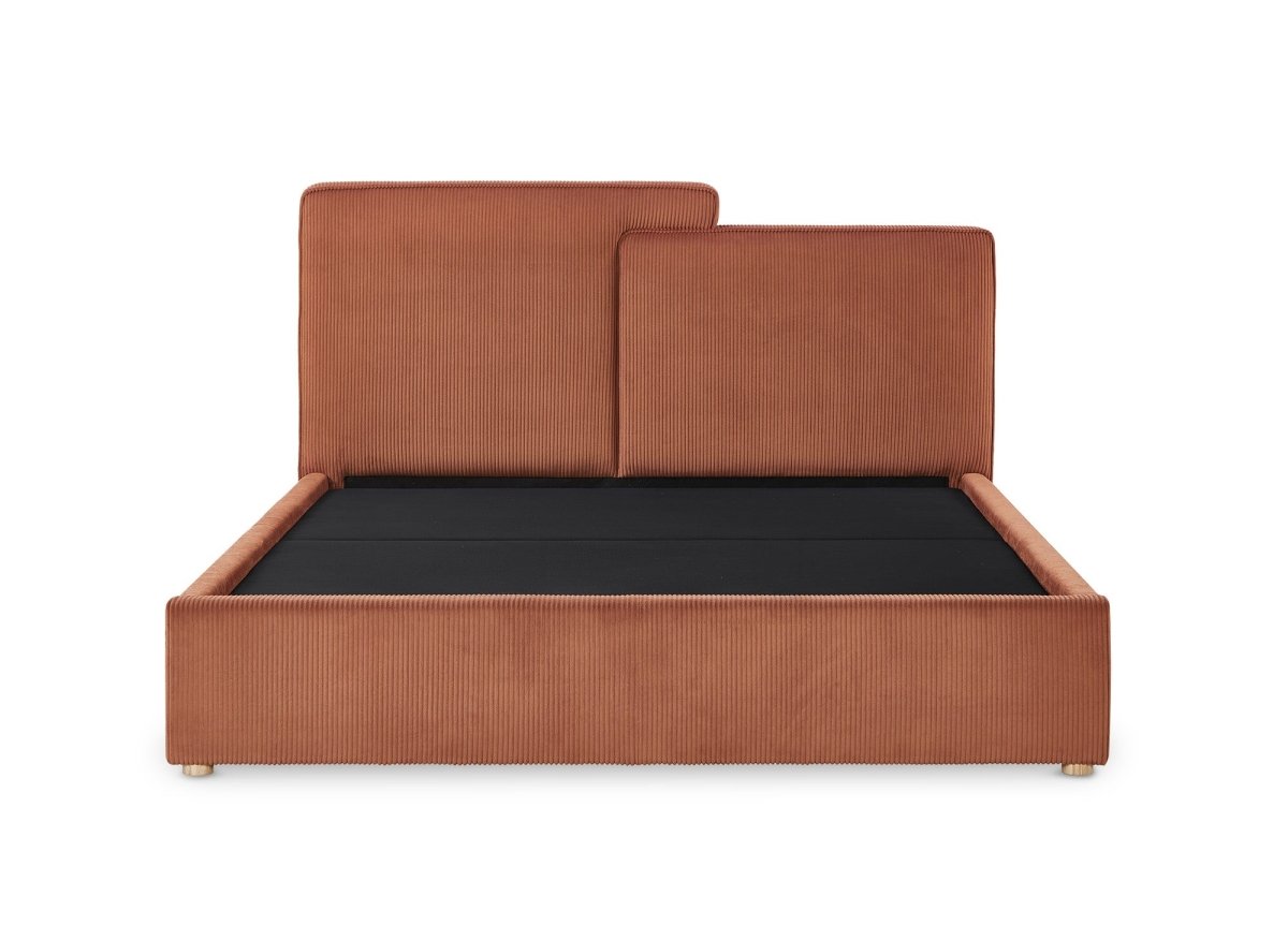 Lit coffre en velours côtelé terracotta 180x200 cm ZELIA - DécoInParis