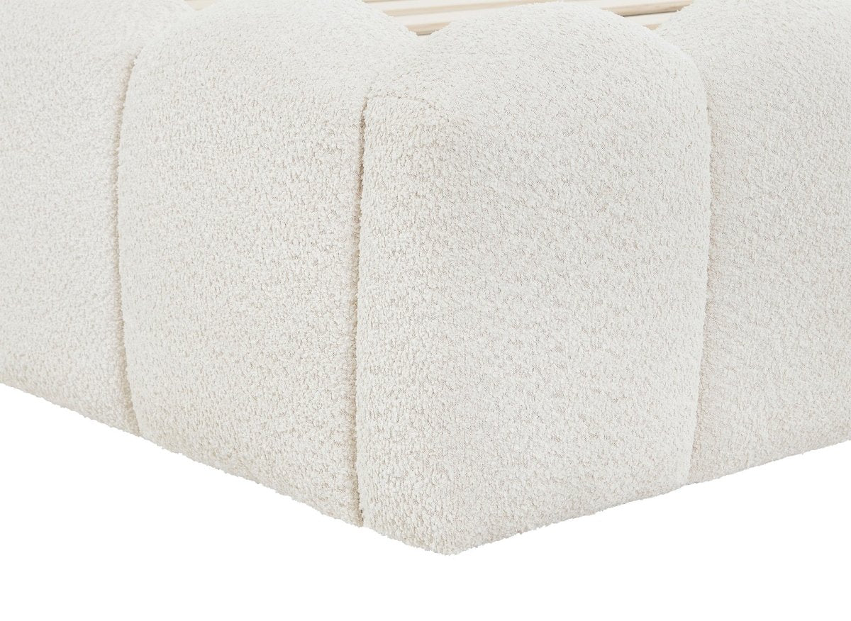 Lit double en tissu bouclette beige 160x200 cm RITA - DécoInParis