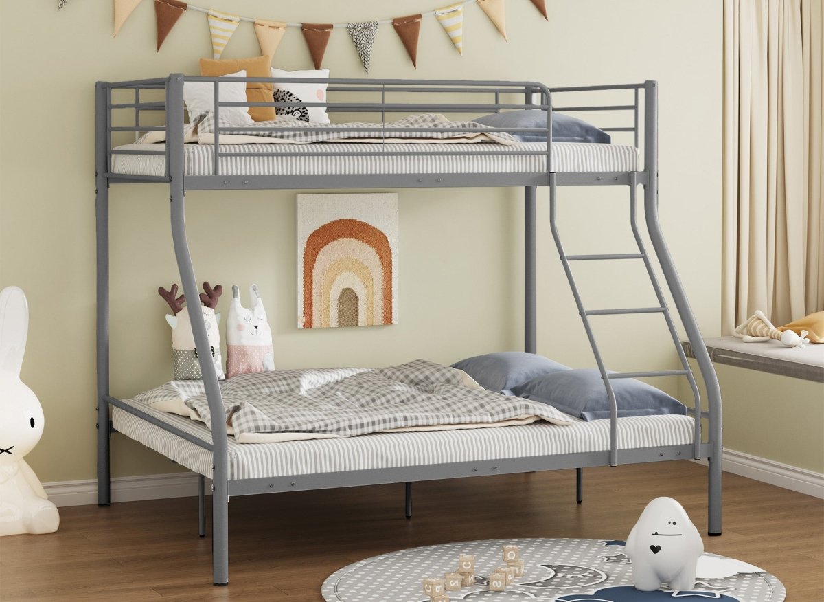 Lit superposé 3 places en métal gris 90 x 190 cm et 140 x 190 cm TRINITY - DécoInParis