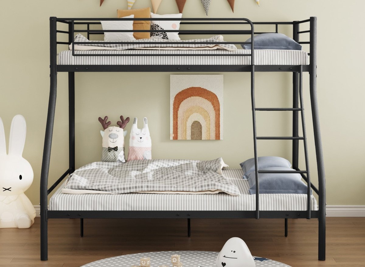 Lit superposé 3 places en métal noir 90 x 190 cm et 140 x 190 cm TRINITY - DécoInParis