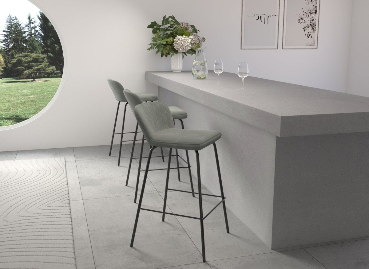 Lot de 2 tabourets de bar design en velours gris BOSCO - DécoInParis