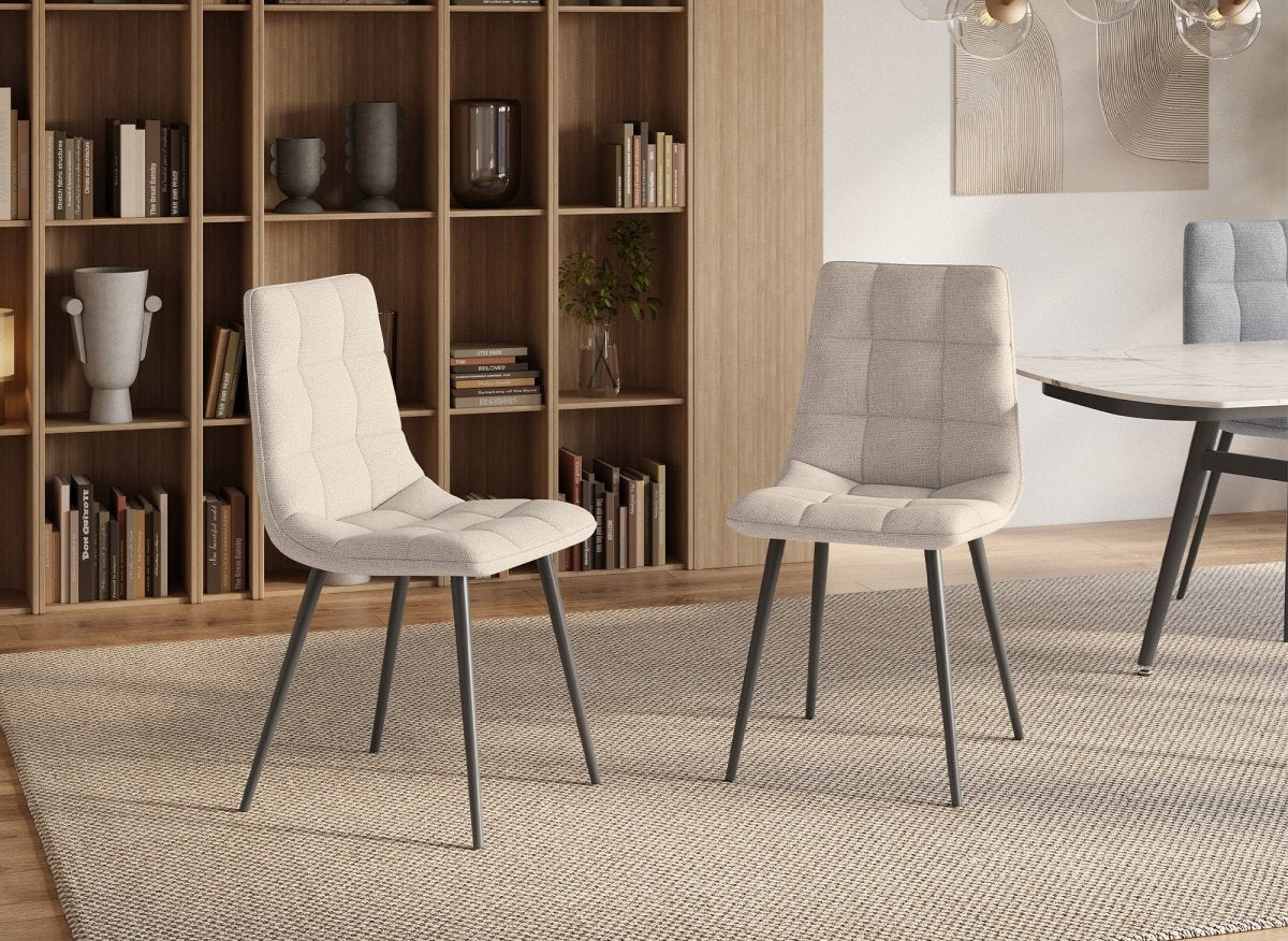 Lot de 4 chaises en tissu beige capitonné JEREMI - DécoInParis